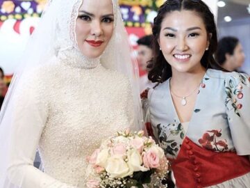 Gaun Pengantin Angel Elga hijab menikah Vicky Prasetyo